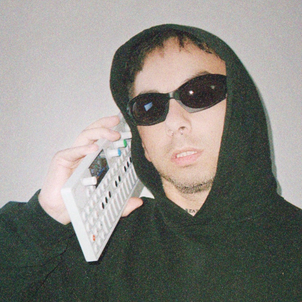 Portada de Call Me de ProdMarvin